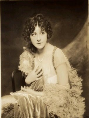 [fanny_brice[1].jpg]