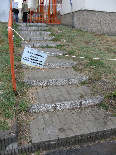 Belváros, budapest: csÅdben az obi?