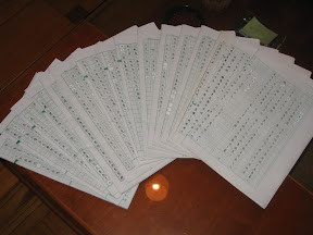 159 張稿紙。