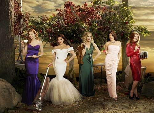 [desperate-housewives-season-6-promo-cast-pic-desperate-housewives-8023140-500-368[3].jpg]