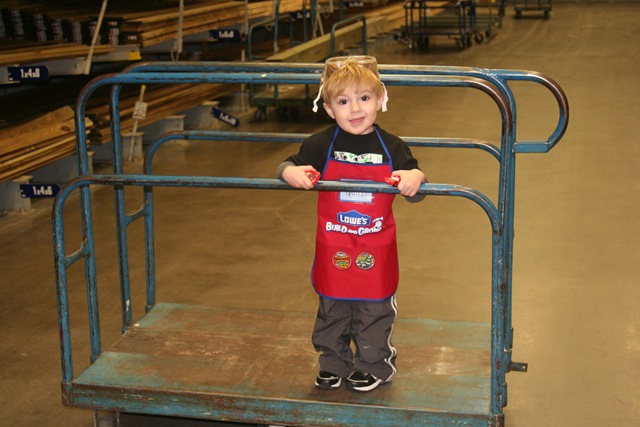 [Lowe's with M&S, 16 week belly, Mammers bday 010[3].jpg]