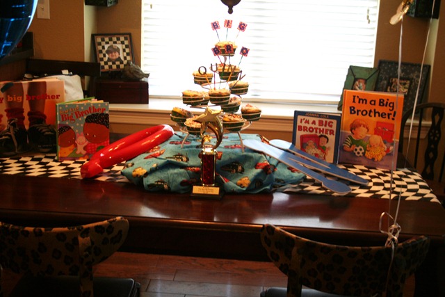 [ThompsBigBroParty0163.jpg]