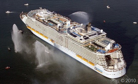 [amazing-largest-ship-1[3].jpg]