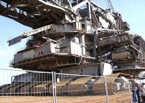 World Biggest Digging Machine by Krupp 03 World Biggest Digging Machine by Krupp 03