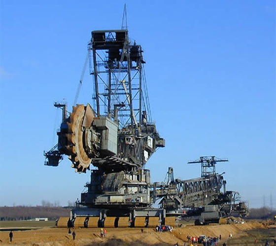 World Biggest Digging Machine by Krupp 04 World Biggest Digging Machine by Krupp 04