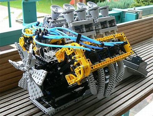 lego_v8_engine