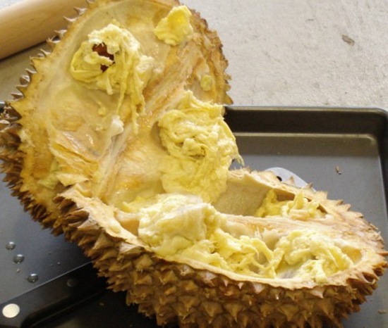 bizarre-food-durian bizarre-food-durian