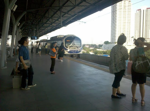 ไม่ต้องรอนานเลย แป๊บเดียวมาแล้ว
