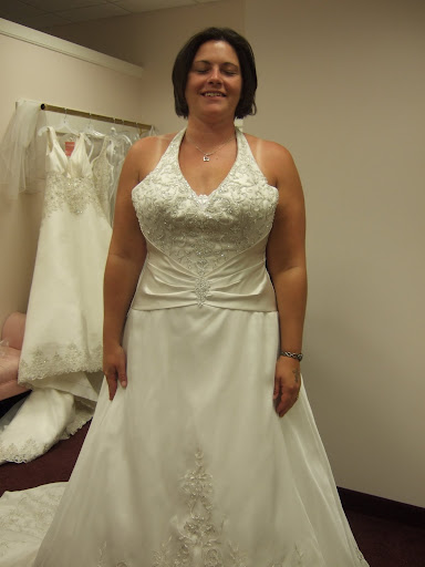 Feminine Bridal Gown / Wedding Dresses