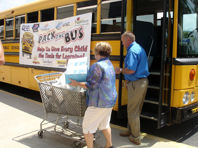Pack the Bus Lexington 2009