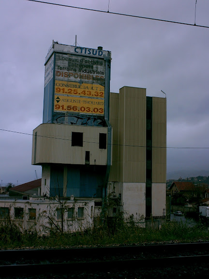 http://lh3.ggpht.com/_N9MmXPujuOw/S0pIYGcMJjI/AAAAAAAAAwA/F0jNMCY60Dc/s576/PICT0330.JPG