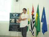 Geração Y, as mídias de massa e as novas mídias digitais.