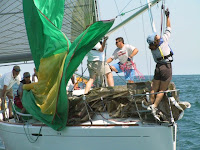 2002 Fleet / Vayu doing a spinnaker takedown at the Verve Cup