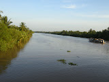 Trafico fluvial tranquilo.