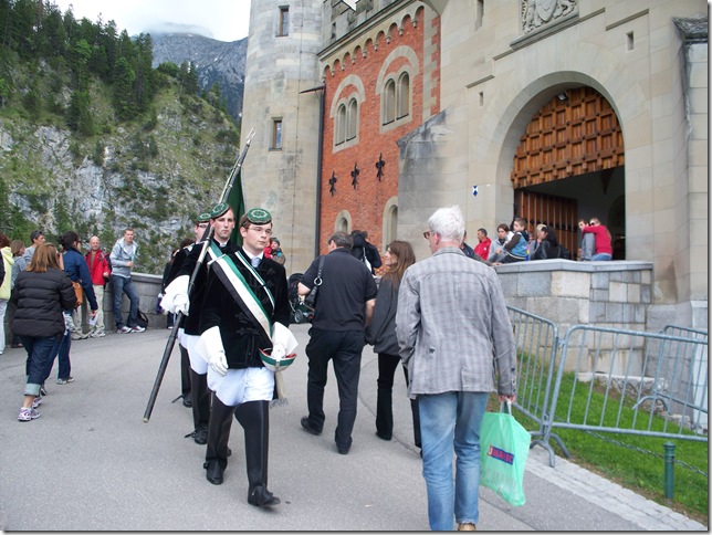 Neuschwanstein soldiers?