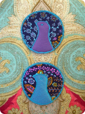 peacock brooches2