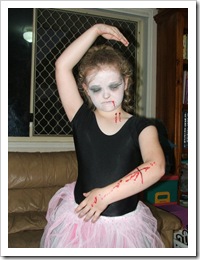 halloween_holly