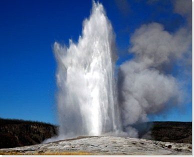 wyoming-old-faithful