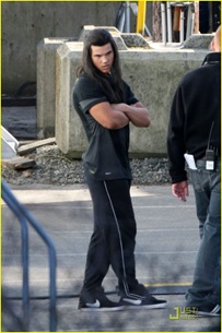 new-moon-cast-on-set-09