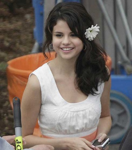 selena-vestido-blanco-2