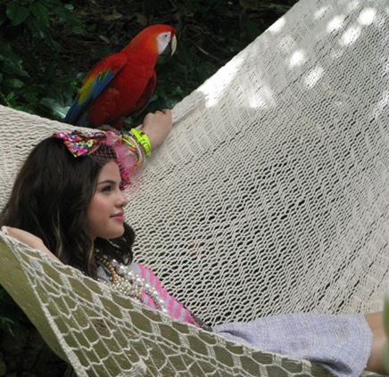 selenaGomez2