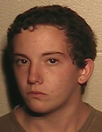 [Derrick Triplett photo from telecommunications harassment and impersonating a peace officer arrest from 1-11-10[5].jpg]