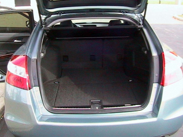 [2010 Honda Accord Crosstour from the back on 11-3-09[5].jpg]