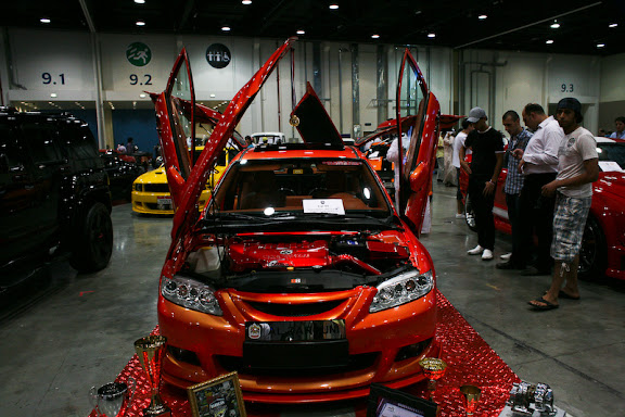 juxtapoza_091009151838.jpg