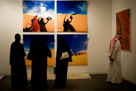juxtapoza_091121172407