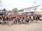  &ndash; Obligatory pre-ride group portrait. 2010 Mufferaw Joe Cyclosportif.
