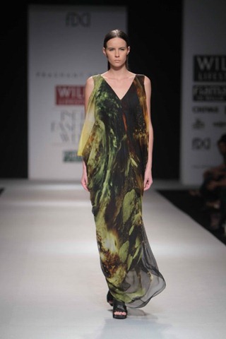 [WIFW SS 2011 collection by Prashant Verma (10)[5].jpg]