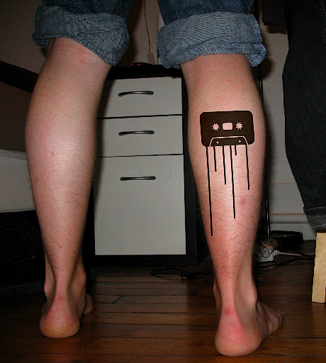 http://lh3.ggpht.com/_NpvknPBGsM0/SobSWwtJAvI/AAAAAAAAAeQ/jkfRAOfl_eA/s512/tatouage%20mollet.jpg