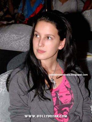 Katrina Kaif Sisters Images- Isbail Kaif