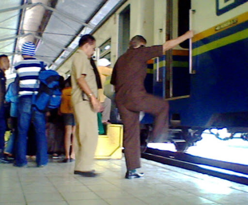 [Image: IMG0271A.jpg]