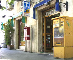 Sizilien - Addiopizzo - Die schutzgeld-freie Tabaccheria Principe di Villafranca in Palermo
