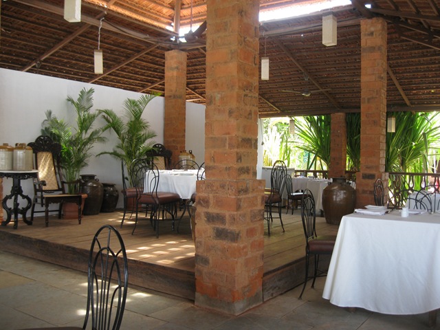 [Second anniversary (Leela Kempinski, Goa) - May 2009 105[3].jpg]