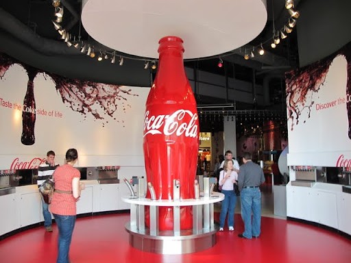 ワールドオブコカコーラ