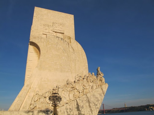 発見のモニュメント