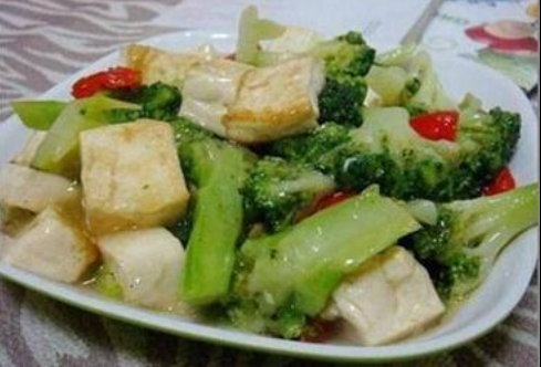 素食食譜 西蘭花燒豆腐
