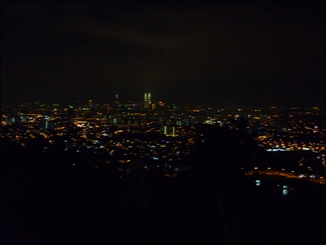 P1020858