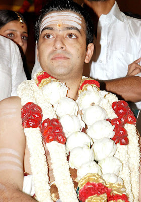 CLICK THE ABOVE ARROW TO ZOOM THE IMAGE