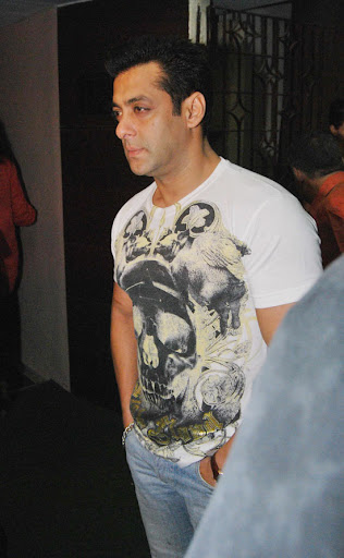 CLICK THE ABOVE ARROW TO ZOOM THE IMAGE