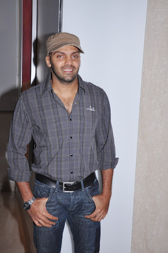 CLICK THE ABOVE ARROW TO ZOOM THE IMAGE