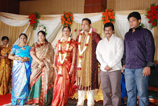 CLICK THE ABOVE ARROW TO ZOOM THE IMAGE