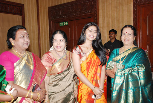 CLICK THE ABOVE ARROW TO ZOOM THE IMAGE