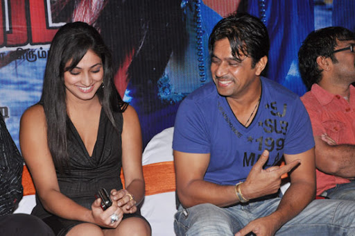 CLICK THE ABOVE ARROW TO  ZOOM THE IMAGE