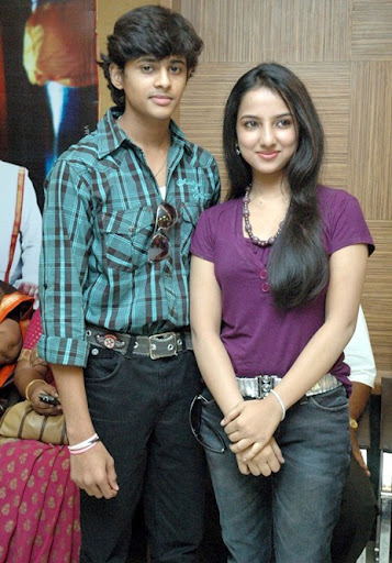 CLICK THE ABOVE ARROW TO  ZOOM THE IMAGE