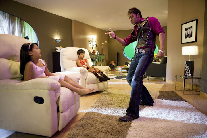 CLICK THE ABOVE ARROW TO  ZOOM THE IMAGE