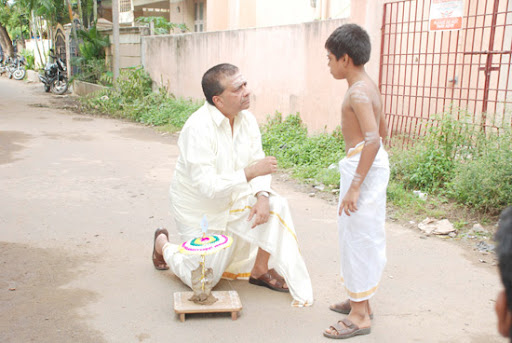 CLICK THE ABOVE ARROW TO  ZOOM THE IMAGE