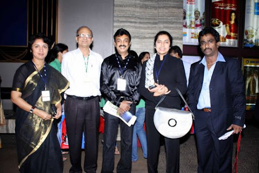 CLICK THE ABOVE ARROW TO  ZOOM THE IMAGE